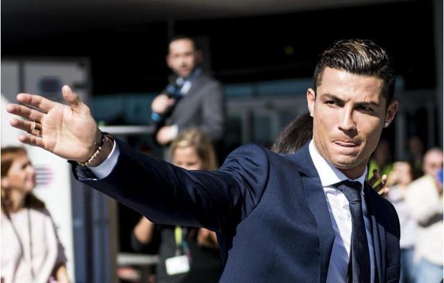 [中超]刘洋快攻横传门前 卡扎伊什维利包抄铲射得手