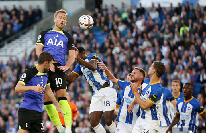 《荒野迷城》公测火爆预约中，再现末日之下的丧尸围城