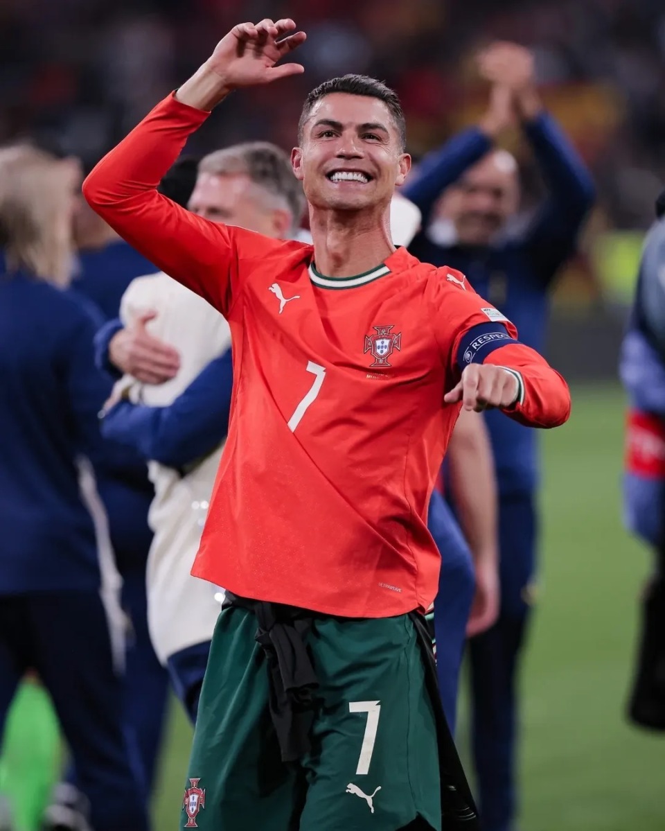 让孩子乐翻天：混乱家庭派对中最适合孩子的游戏